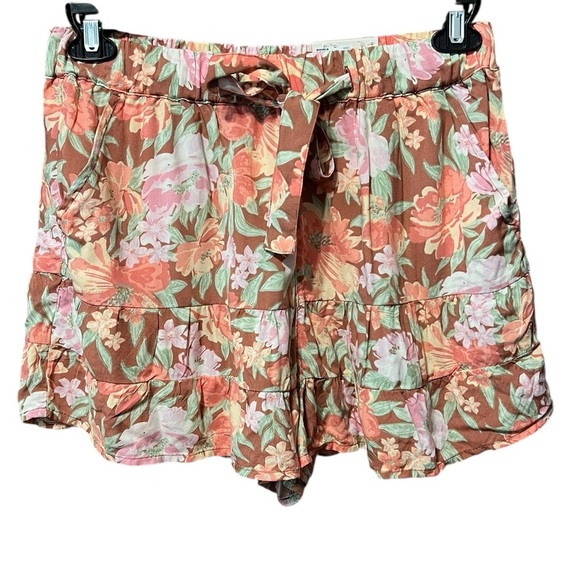 SO Floral Ruffle Shorts – Size Large - Picture 1 of 3